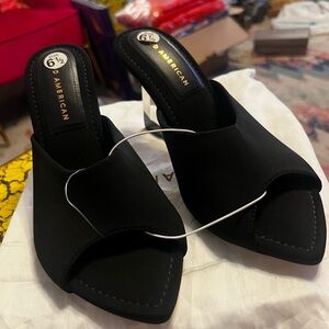 NWT Good American Black Shoes